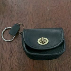 Vintage Coach coin purse/key chair